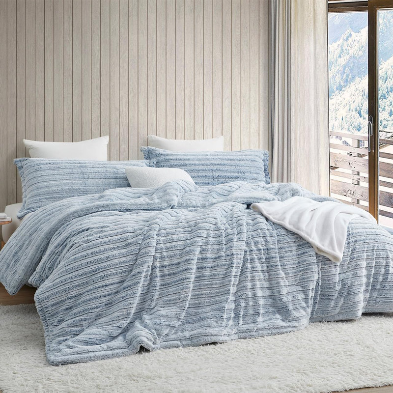 Coma Inducer Softer Than Soft Faux Fur Oversized Comforter Set, Queen Comforter + 2 Standard Shams
