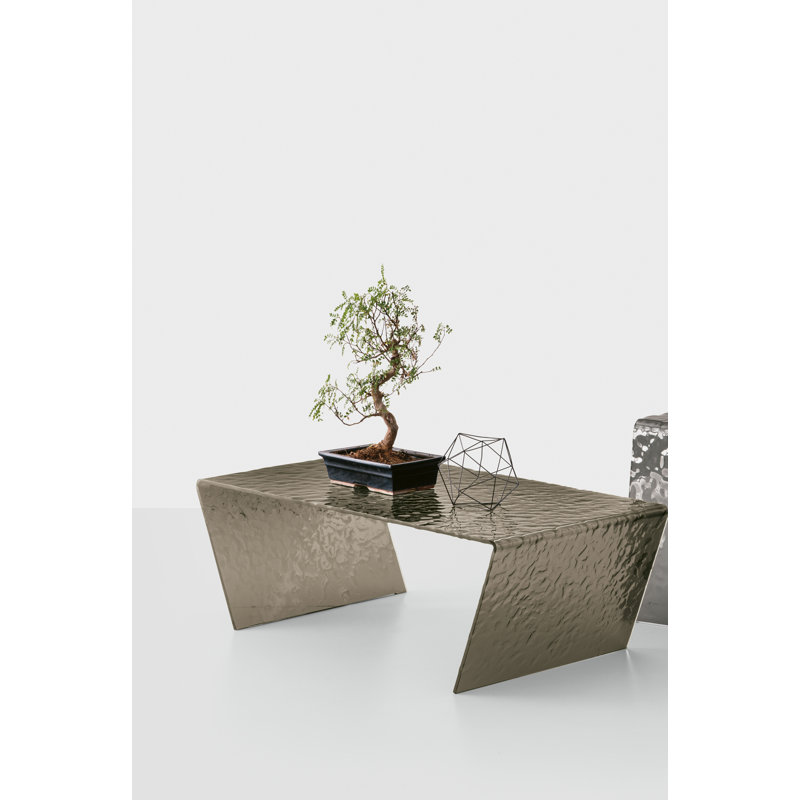 Daviyon Coffee Table, Honey