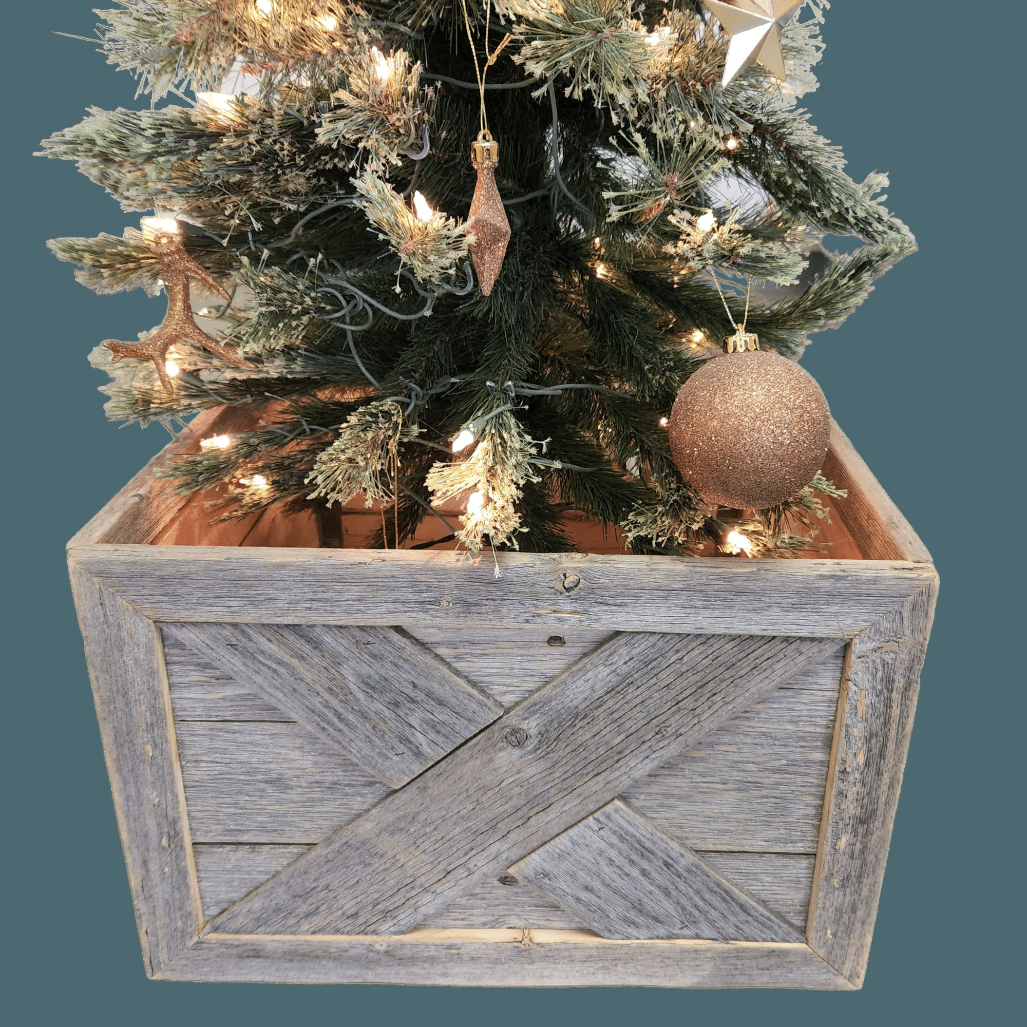 https://assets.wfcdn.com/im/11422123/compr-r85/2206/220600111/rockin-wood-barnwood-christmas-tree-box-tree-collar.jpg