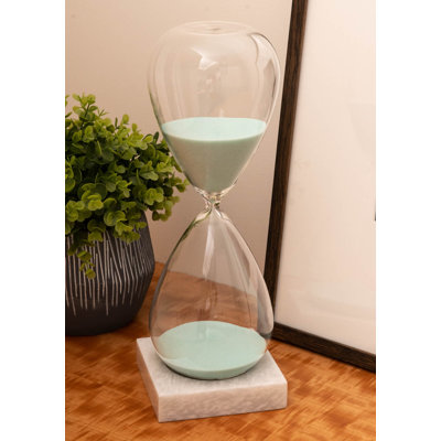 Cestina Hourglass