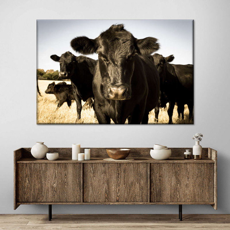 Bovin Black Angus sur toile, H 48 po x l 32 po x P 1,25 po