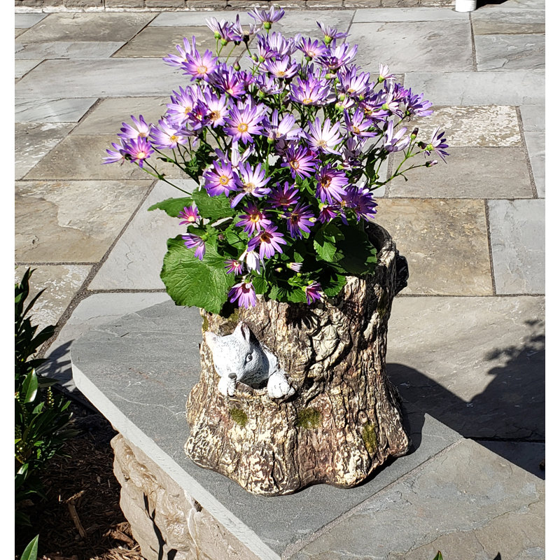 Davisboro Statue Planter