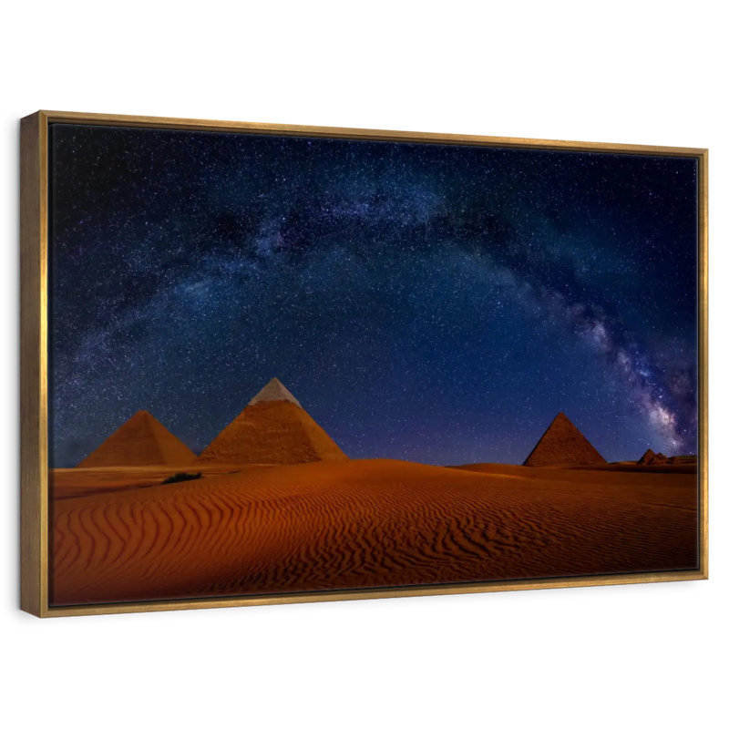 Ciel étoilé sur les pyramides de Gizeh, Cadre flottant doré, 43 po x 29 po