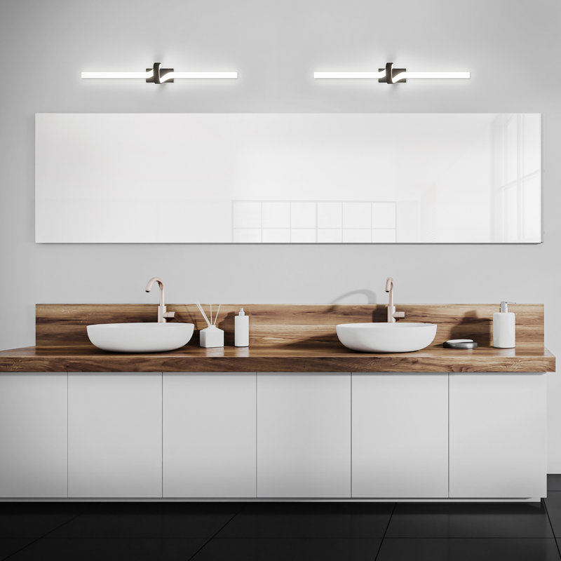 Loophole 1 - Light LED Bath Bar, 3000K
