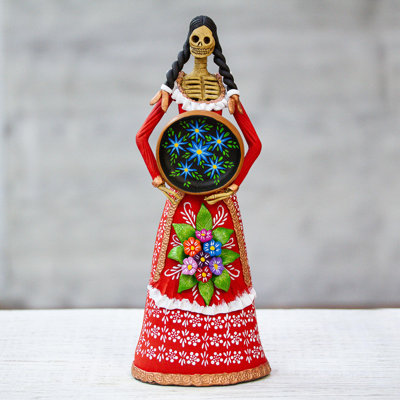 People Figurines & Sculptures