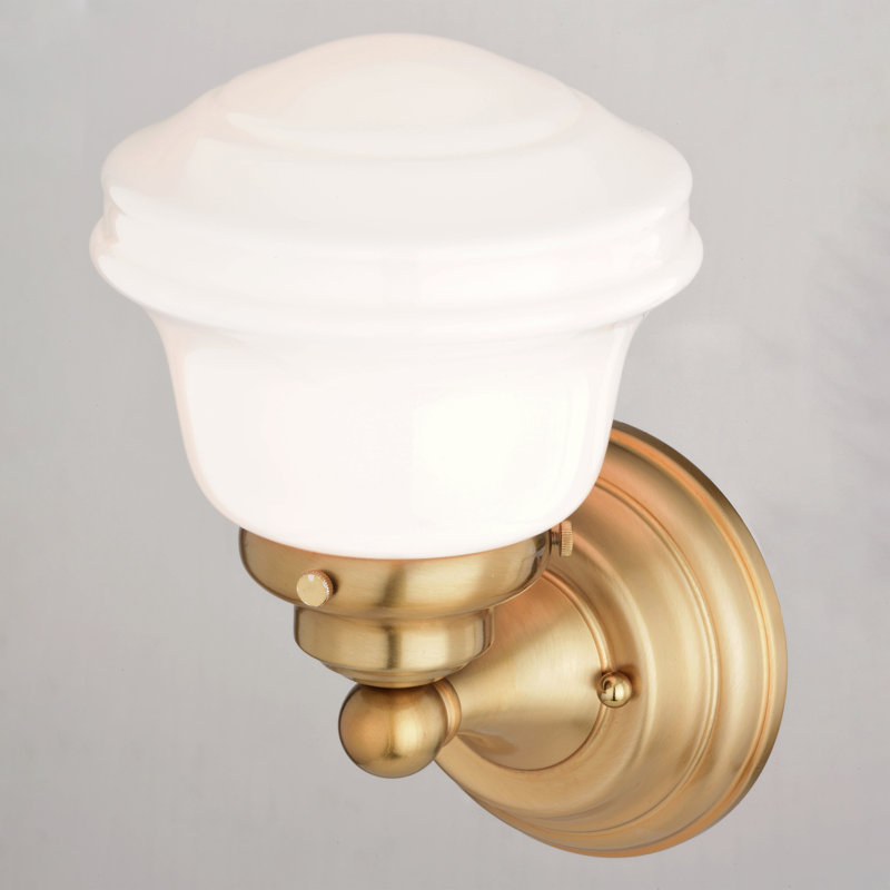 Éclairage pour meuble-lavabo à intensité variable Margaree, H 10,5 po x l 6,75 po x P 6,75 po, Laiton naturel, Une lumière