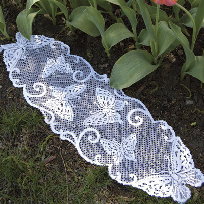 Chemin de table ovale géométrique papillons
