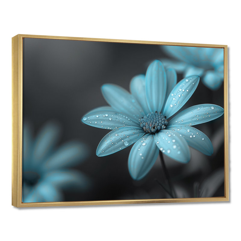 Décoration murale marguerites monochromes bleues et grises brumeuses IV, Cadre flottant doré, H 16 po x l 32 po