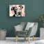 Animaux regardant les roues sur toile-240021512