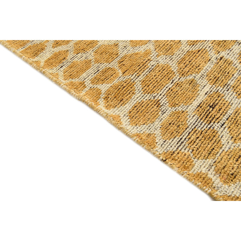 Iniguez Yellow Rug