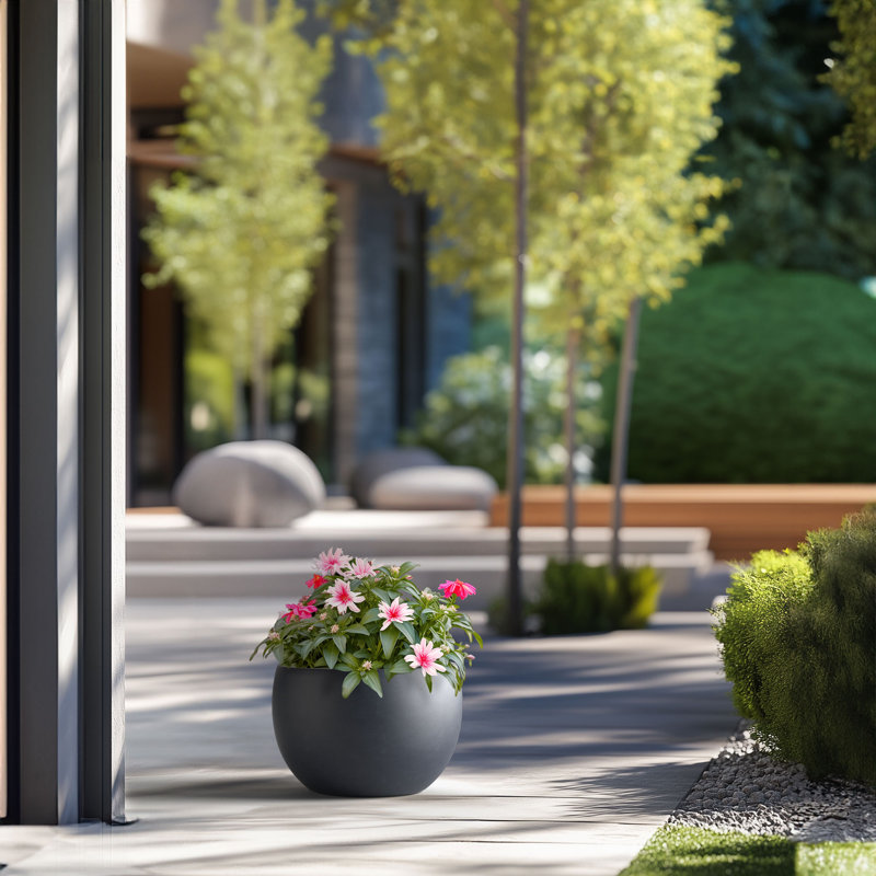 Pot à fleurs en ciment Highwoods, Gris granite, H 13 po x l 19 po x P 19 po