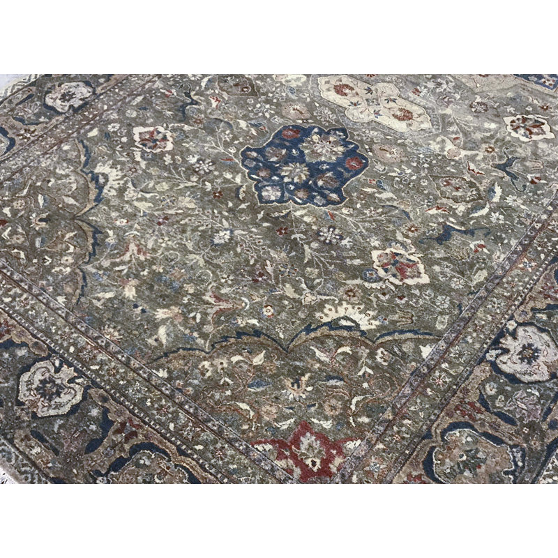 Tapis vert et beige noué à la main de haute qualité