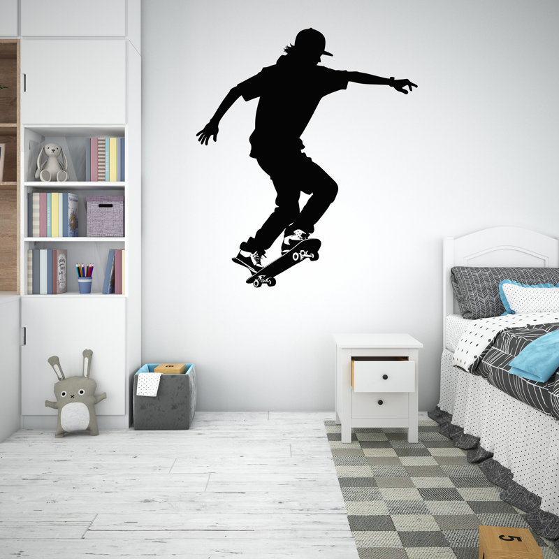Adhésif mural SKATEBOARDER, Rose millennial, H 20 po x l 17 po