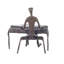 Figurine de pianiste masculine Aarnav