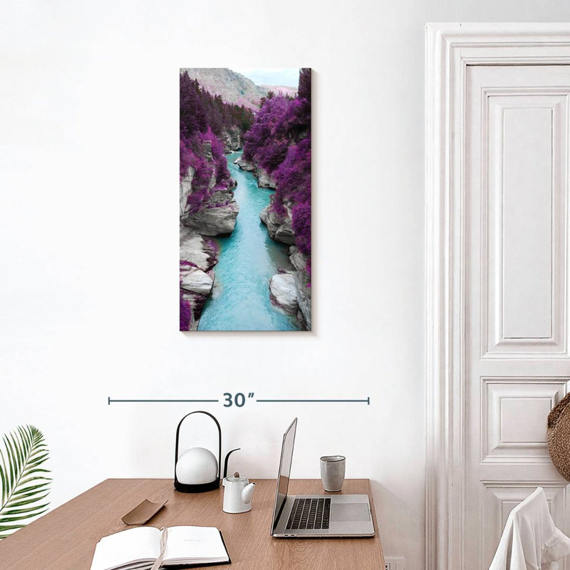 «Great Beyond», reproduction sur toile, H 30 po x l 15 po x P 1,25 po