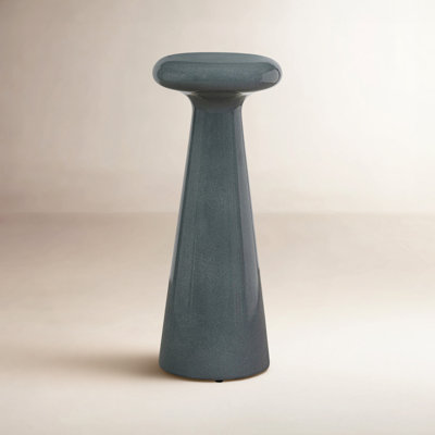 9" End Table