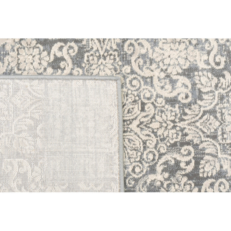 Attell Oriental Indoor Rug, Rectangle 5'3" x 7'7"