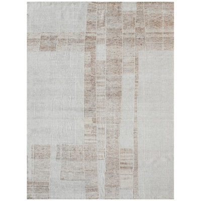 Hand Knotted Area Rug in Ivory And Beige