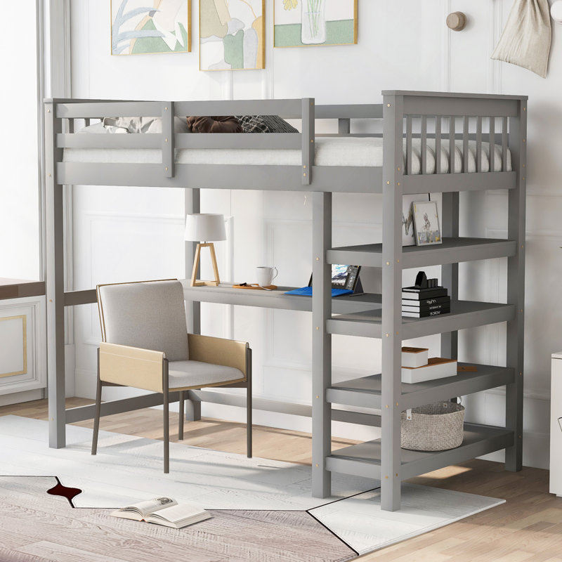 Lit mezzanine avec tablettes de rangement et bureau sous le lit