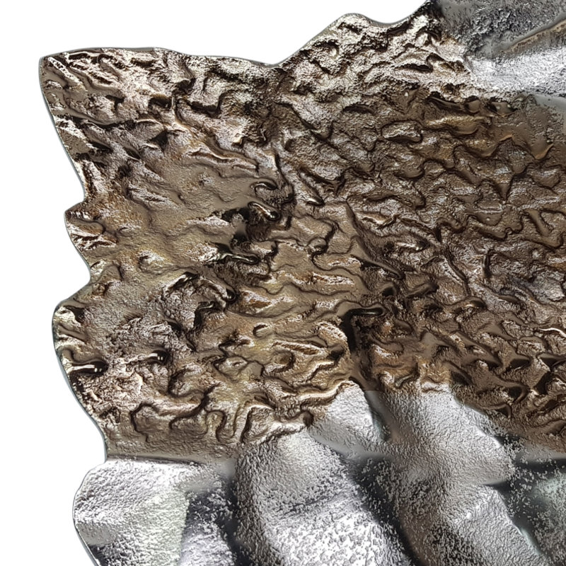 Statue, 8cm H x 44cm W x 24cm D