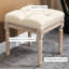 Vintage en beige, avec siège rembourré et fabrication en bois massif pour le salon, les pieds de tabouret de chambre à coucher beige, la chambre à coucher et le vestibule