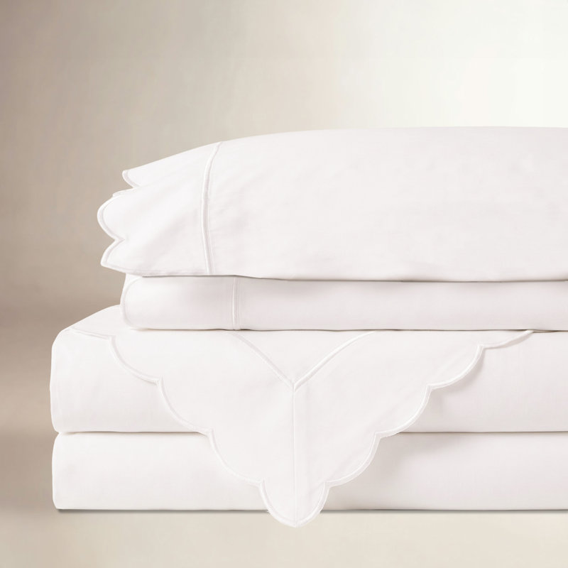 Scallop Frame Percale Sheet Set, Queen Sheet Set with 2 Pillowcases, White