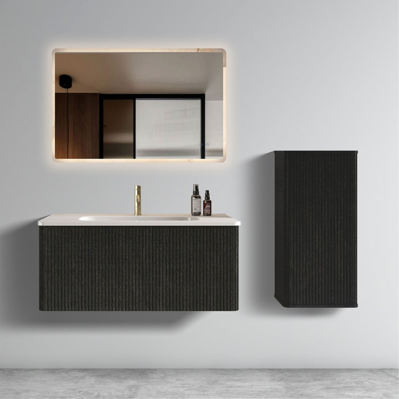 Meuble-lavabo élégant avec texture rayée et lavabo intégré pour une expérience de salle de bain luxueuse