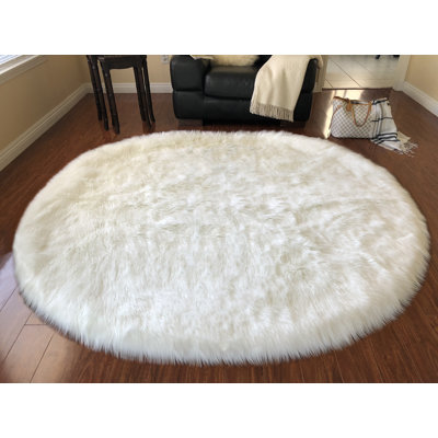 Wiechmann Performance Faux Sheepskin Washable Indoor Rug