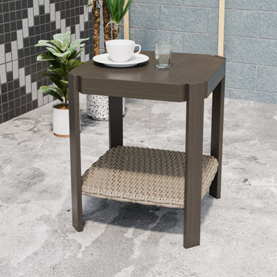 Table basse d'extérieur en osier pour terrasse avec rangement