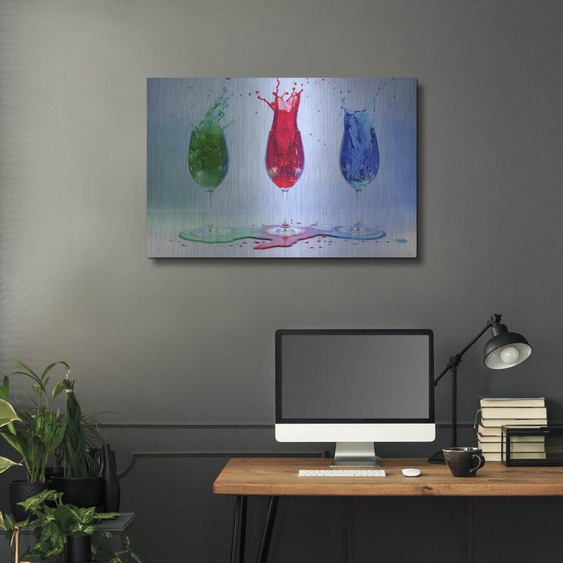 «Drink Splash 5» par Gordon Semmens, H 24 po x l 36 po