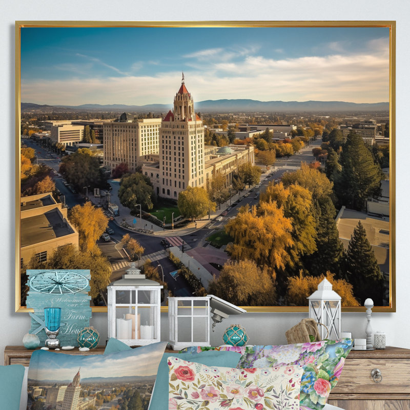 California Beauty Cityscape, impression sur toile, H 24 po x l 32 po x P 1 po, Cadre flottant doré
