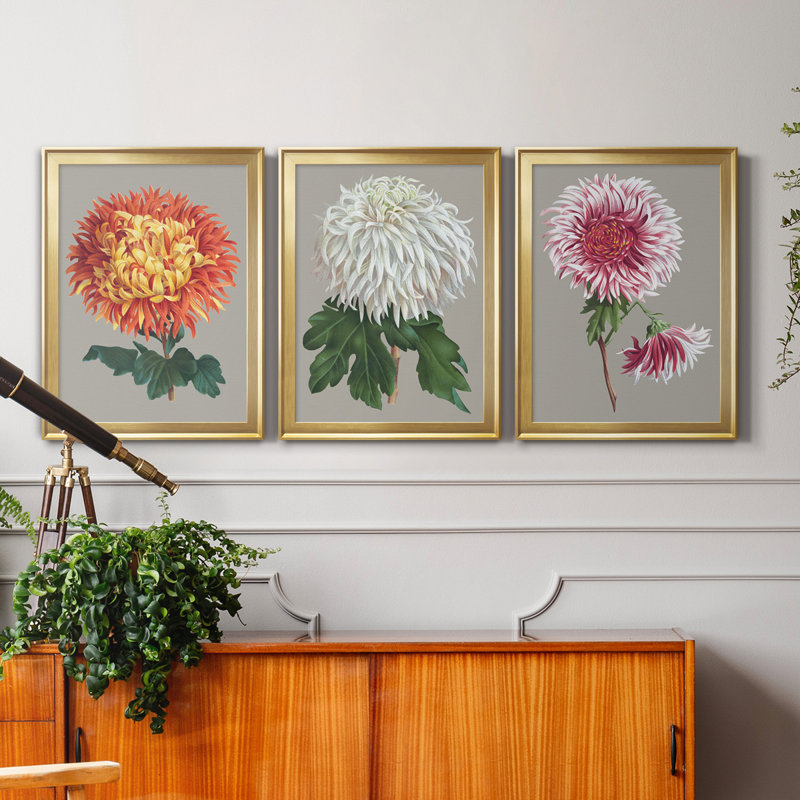 Chrysanthemum On Grey I - Ensemble de 3 peintures sur toile encadrées, H 18,5 po x l 73,5 po x P 1,5 po, Doré