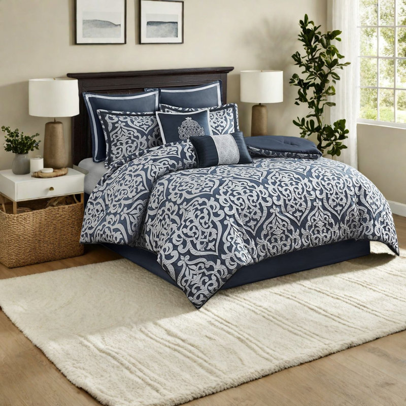 Luxury 8 Piece Polyester Bedding Sets, Jacquard Queen For Modern Home