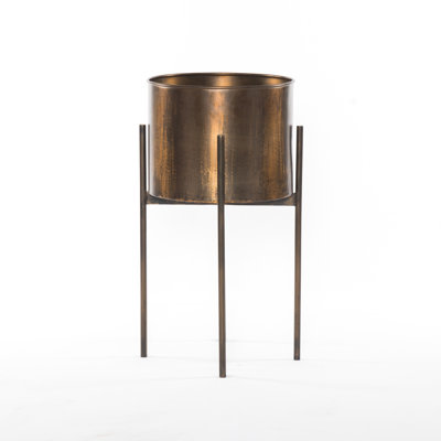 Jed Metal Planter