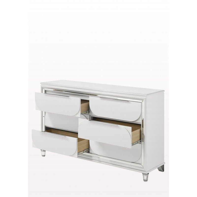 Commode de style moderne avec finition blanche