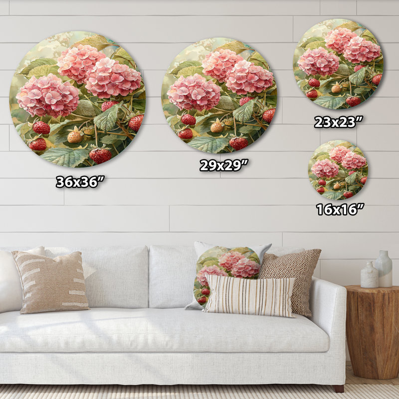 Hydrangeas in the Strawberry Patch - Décoration murale traditionnelle en métal rose, H 29 po x l 29 po