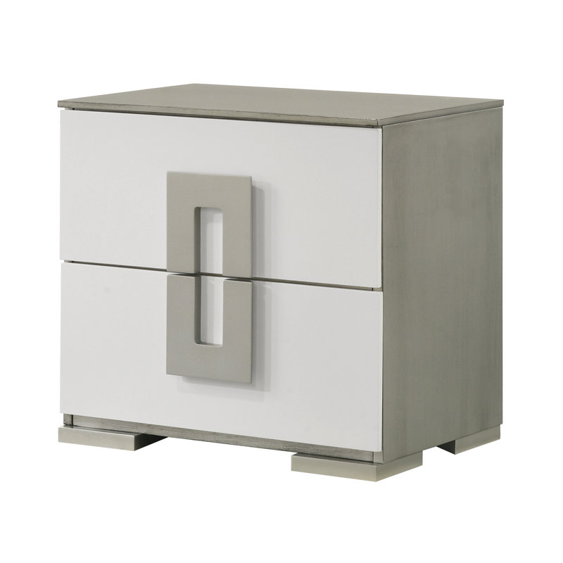 Kyrstyn Nightstand