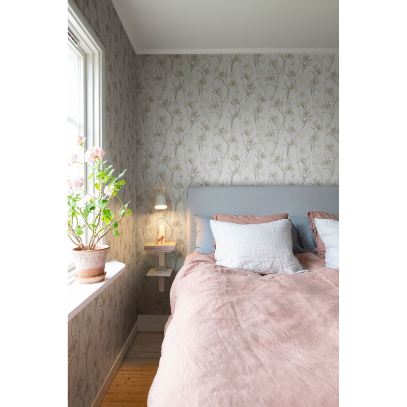 Huset I Solen Floral Wallpaper Roll, Powder Pink