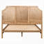 Grand lit plateforme en bois de canne tissé grand format, aucun sommier requis, capacité de 500 lb, amande grillée pour la chambre principale