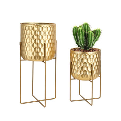 Set of 2 Metal Planters with Stand