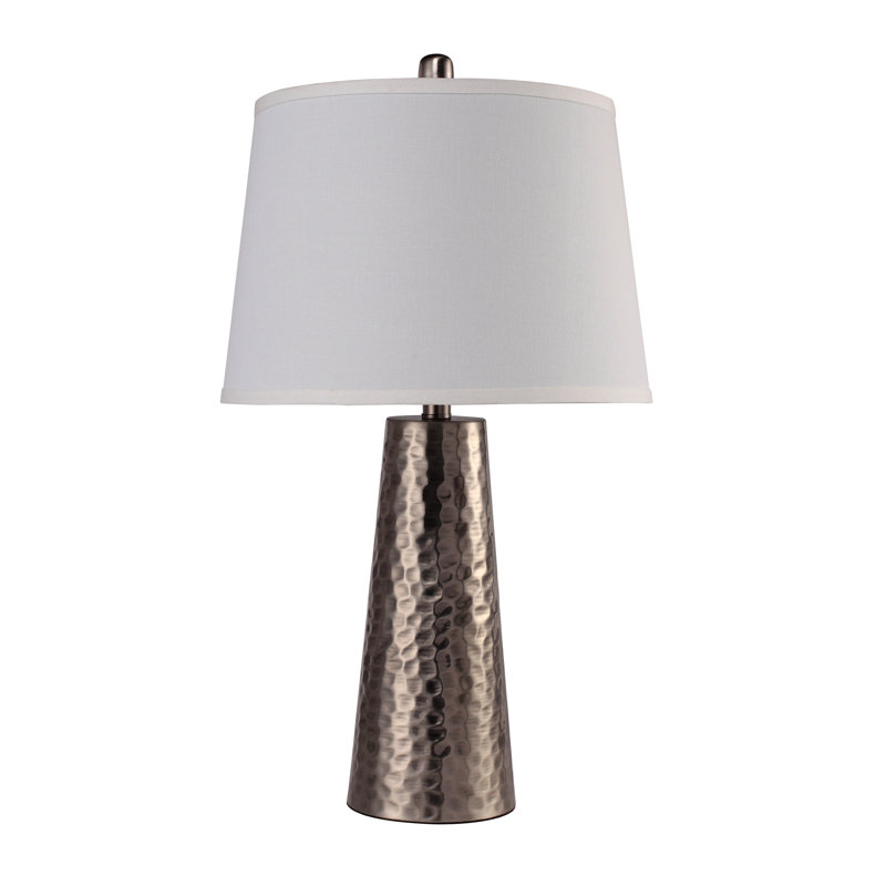 Lampe de table martelée à feuilles d'argent 25 po H (1pc / Ctn) (2,15 / 6,97)