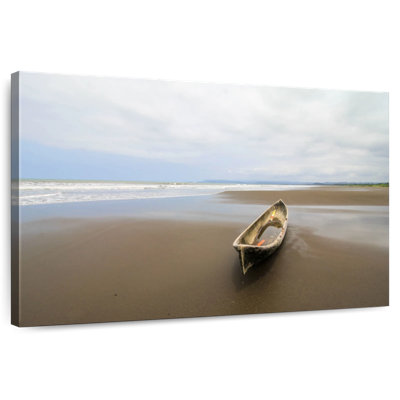 Bateau de plage Mehar Nuqui