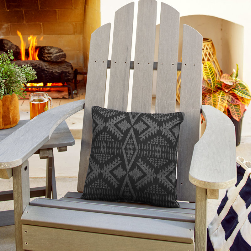 Coussin réversible, H 24 po x l 24 po, Black Geometric