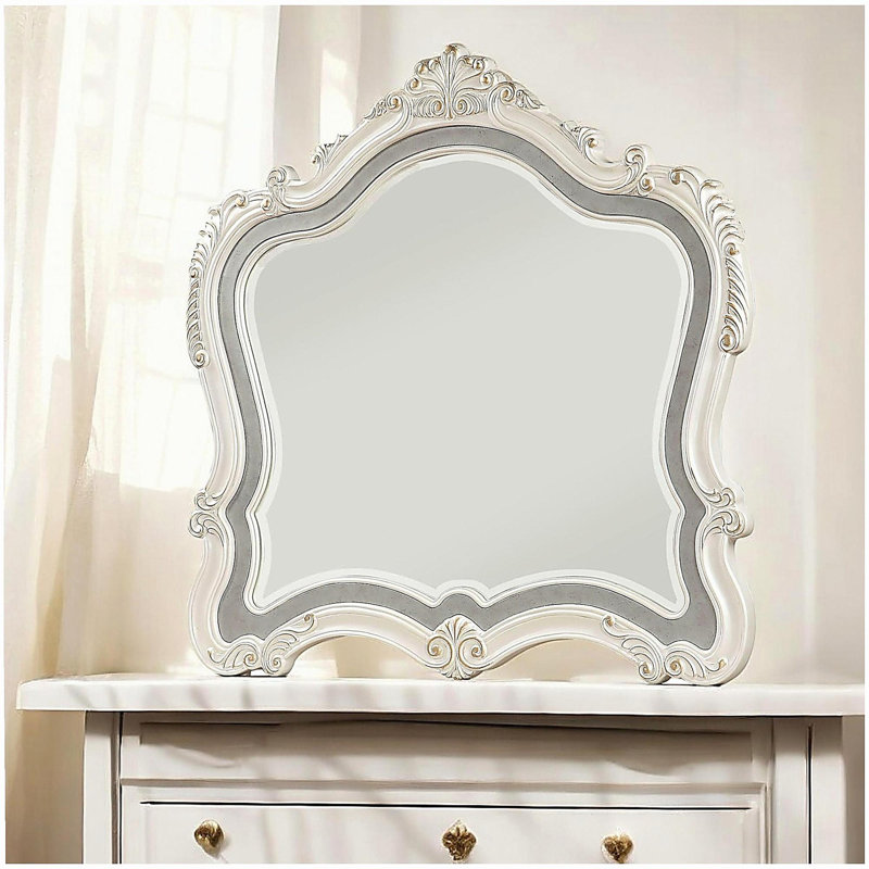 Chantelle pearl white mirror surface