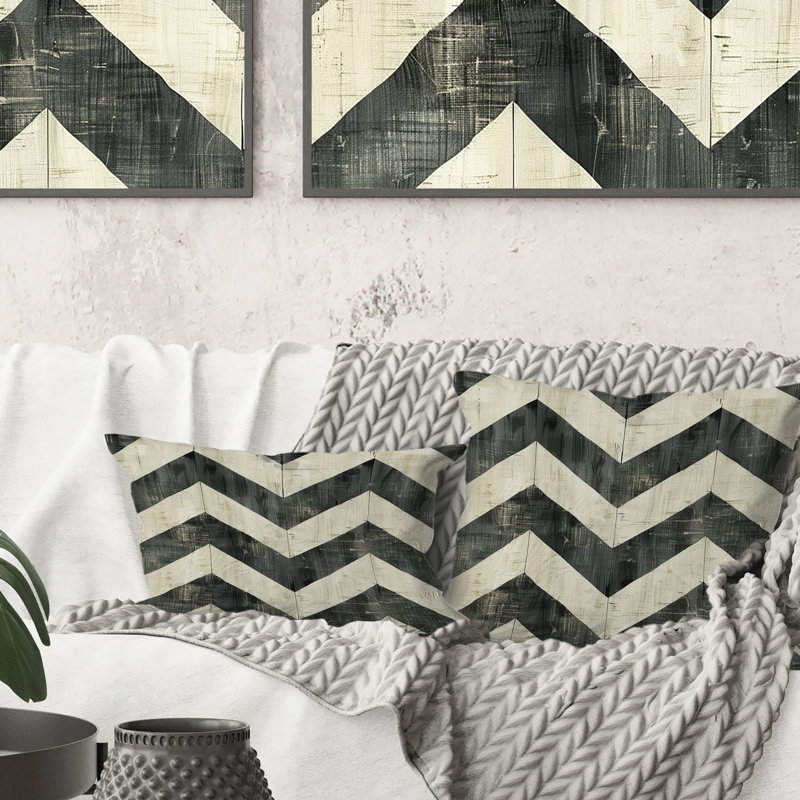Coussin décoratif à chevrons beige et gris I, H 16 po x l 16 po