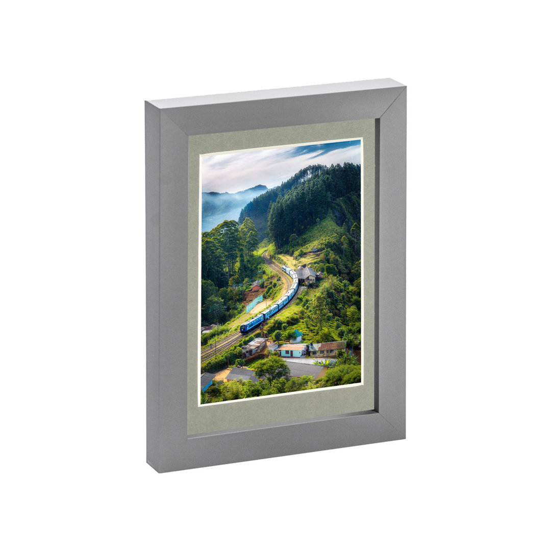 Photo Frame with 4" x 6" Mount - 5" x 7" - Black/Ivory