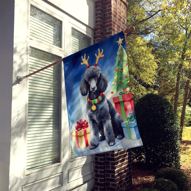Drapeau de Noël maison de renne, Grand caniche noir