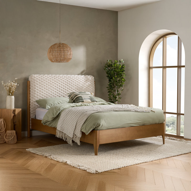 Hatti Bed, Double (4'6)