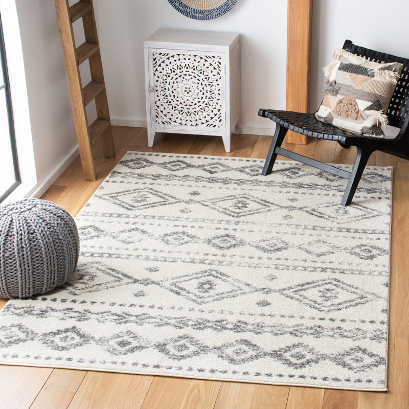 Oneridge Geometric Area Rug, Rectangle 201 x 262 cm