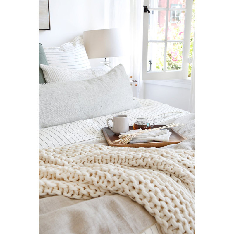 Logan Medium Body Pillow, Olive